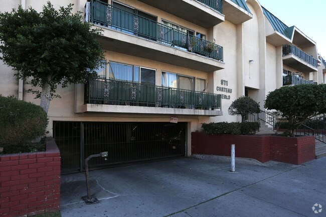 Photo - Chateau Menlo