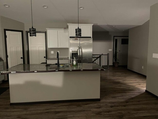 Photo - 1304 Legend Dr