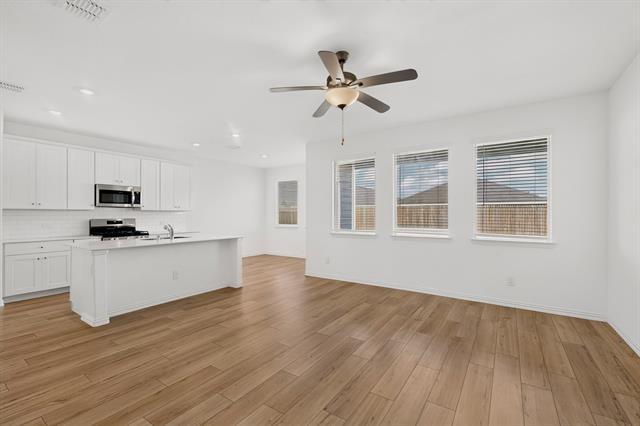 Building Photo - 1129 Flameleaf Dr