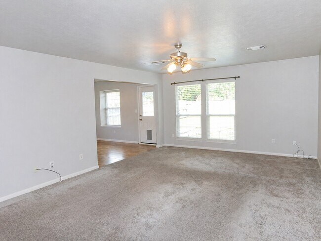 Photo - 16810 Deck Ct