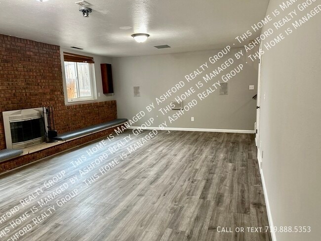 Photo - 1434 Tesla Dr