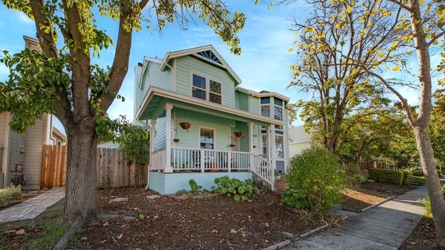 Photo - Charming 4-bedroom 3bath home near Suisun ...