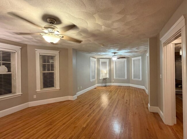 Photo - 112 Boston Ave Unit 1