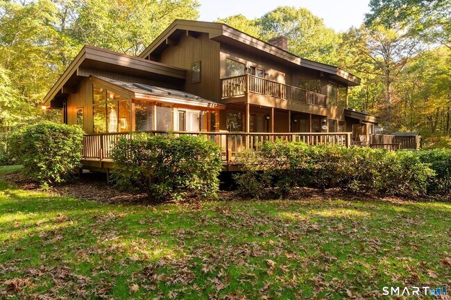 278 Woodchuck Ln