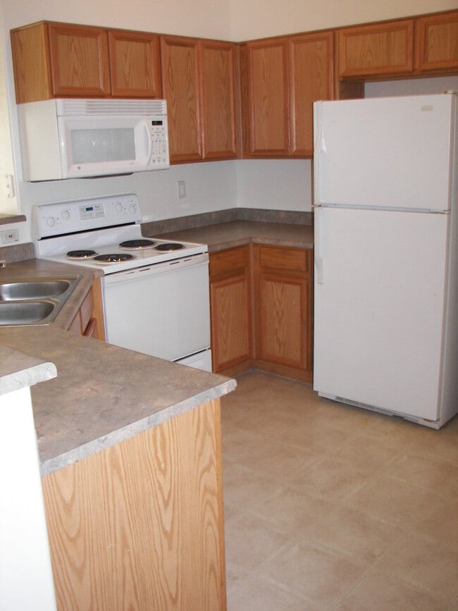 Photo - Alta Mesa Gated Community - Community Pool & Spa