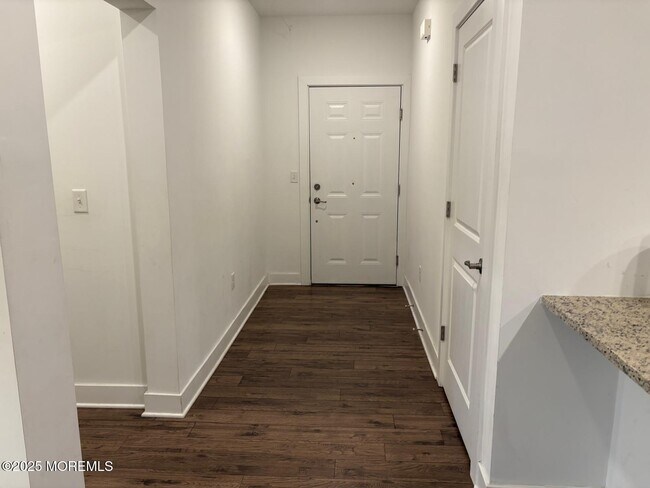 Photo - 733 Stiller Ln