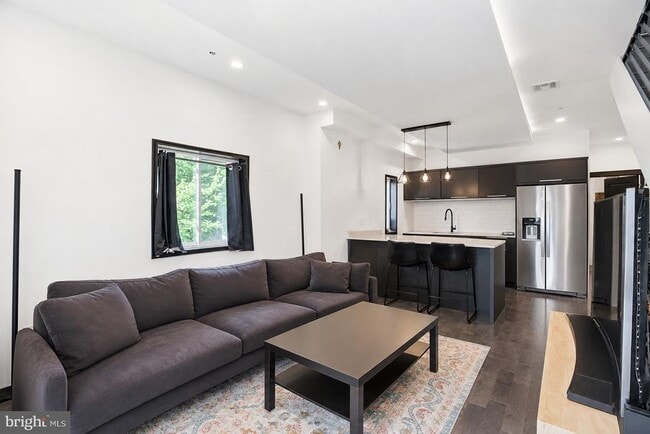 Photo - 519 N 38th St