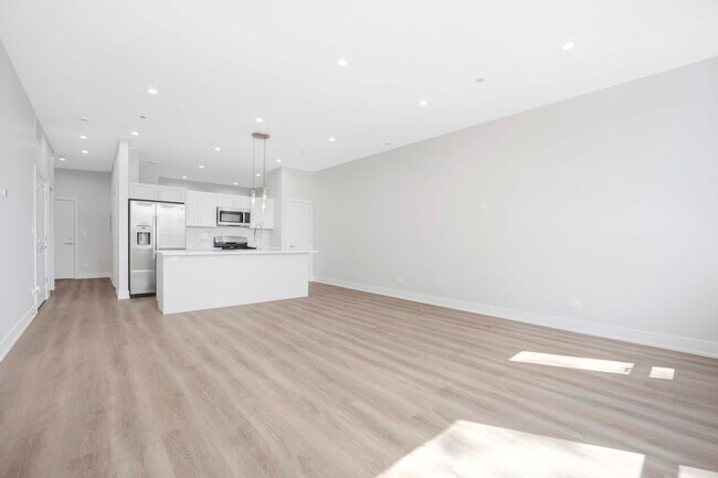 Photo - 5071 N Northwest Hwy Unit 103