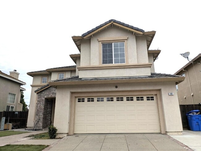 Building Photo - 1901 Oregano Way