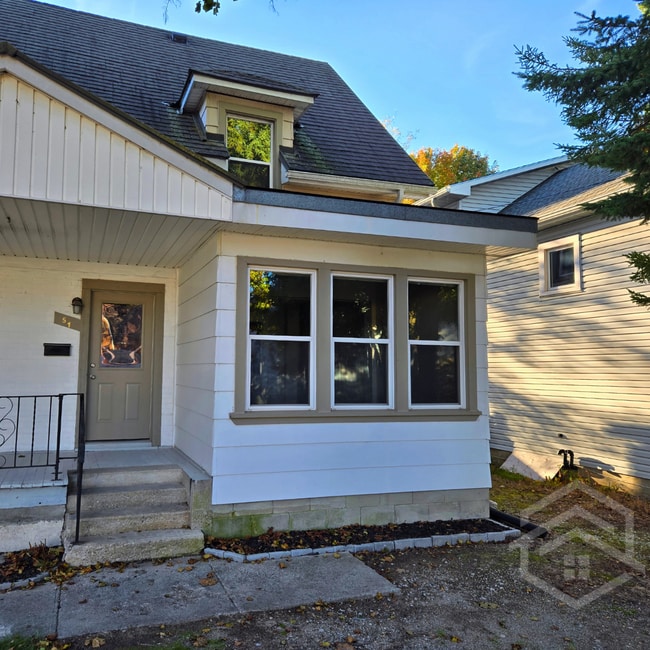 Photo - 2-Bedroom Unit in Tillsonburg!!