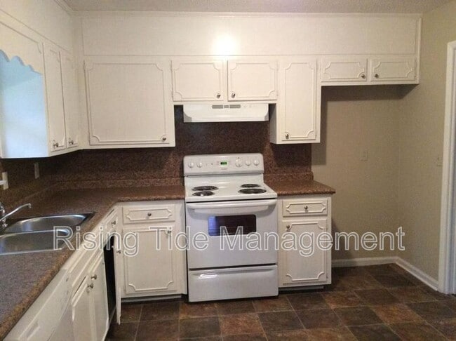 Photo - 122 Hillside Rd