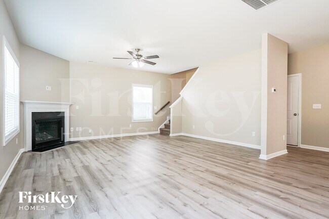 102 Sherrill Pl Ln