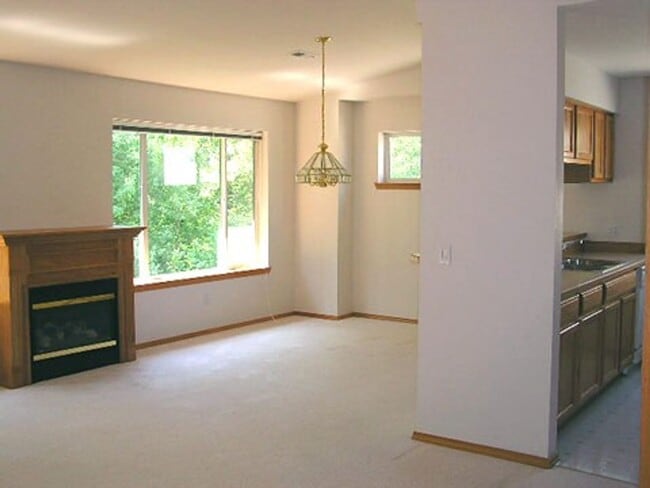 Photo - 2 Bedroom, 2 Bathroom Townhome off of Alabama St