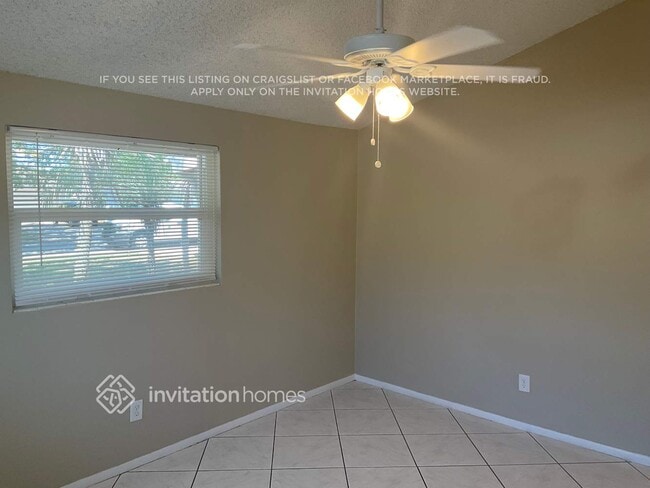 Photo - 981 Porter Dr