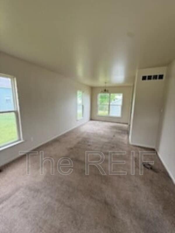 Building Photo - 1526 Garland St Rental