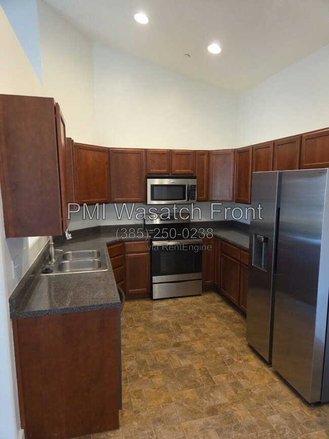 Photo - 147 W Spring Hill Way
