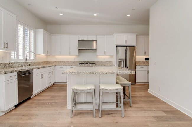Photo - Stunning 2016-Build on End Lot in Costa Mesa
