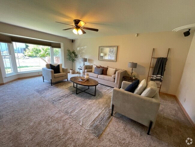 Building Photo - 480 Sandstone Dr Rental