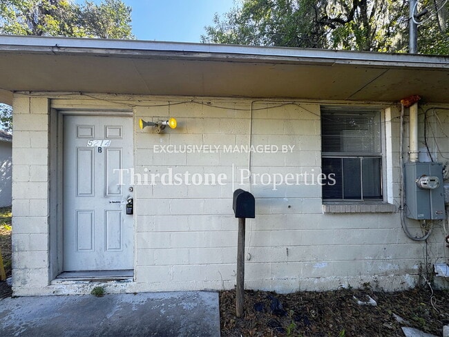 Building Photo - 5214 Lexington Ave