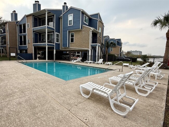 Building Photo - 18515 Egret Bay Blvd Unit 901