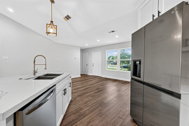 Photo - 1114 Briarmead Dr