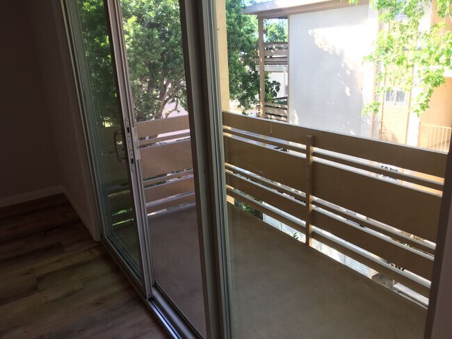 Photo - Awesome Remodeled Top Floor condo in Point Loma Tennis Club