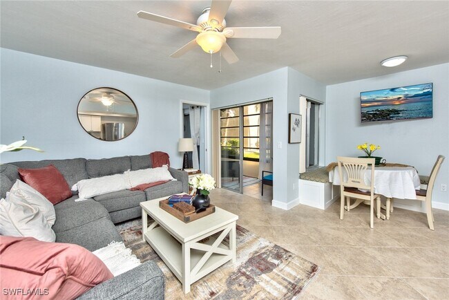 Photo - 3655 Boca Ciega Dr Unidad 111