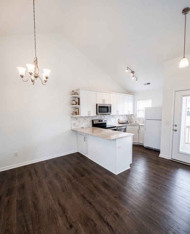 Photo - 3733 Merestone Dr