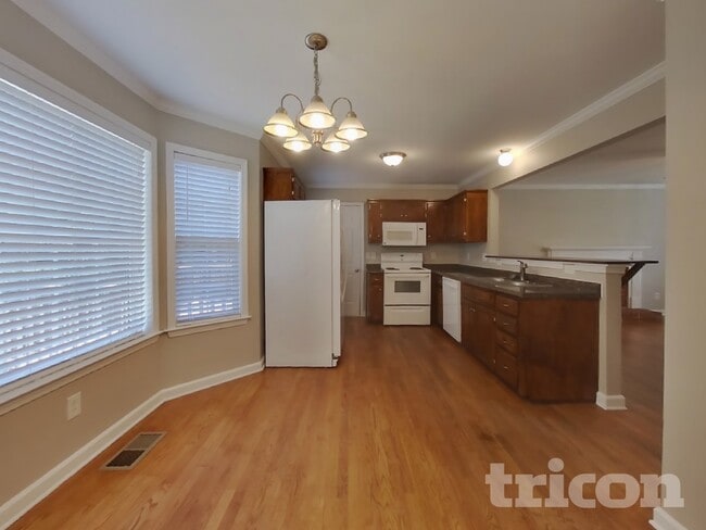 Photo - 2784 Aston Woods Ln