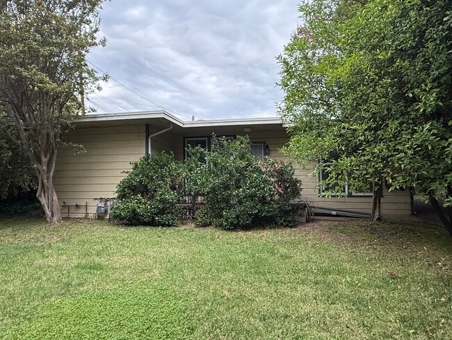 Photo - 17641 Tulsa St