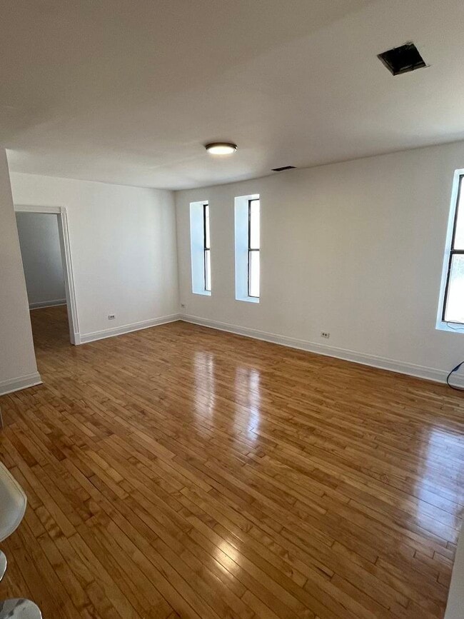 Photo - 8016 S Halsted St Unidad 2N