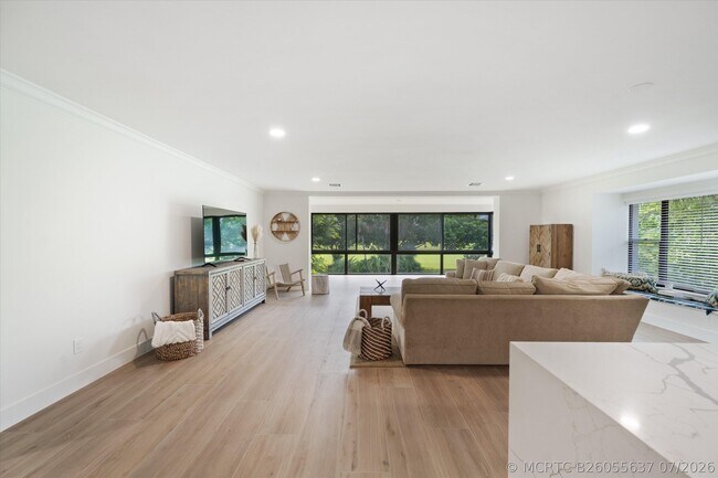 Building Photo - 2810 Polo Island Dr Unit C203