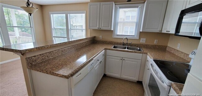 Photo - 1010 Brookhollow Dr