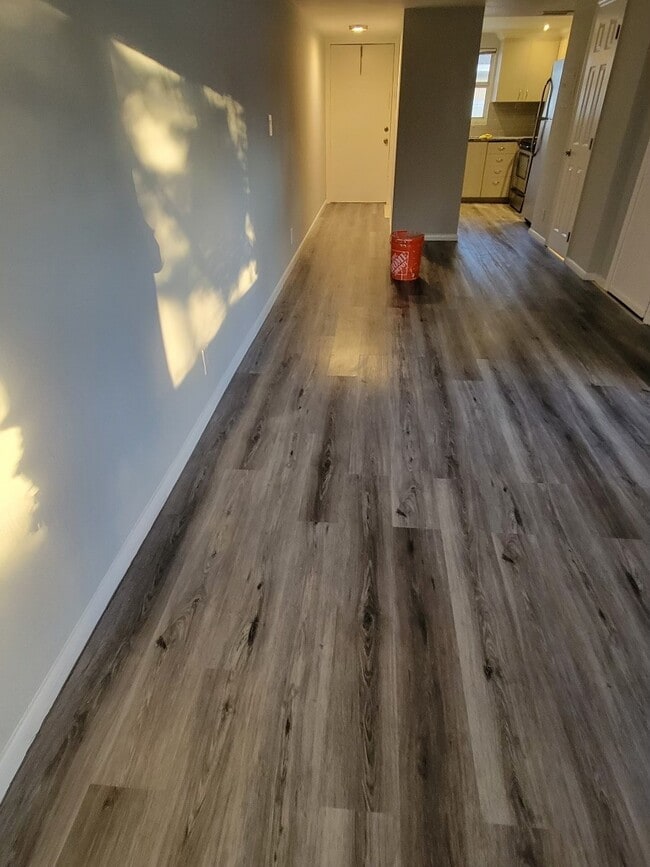 Building Photo - 1115 SW 2nd Ct Unit 4