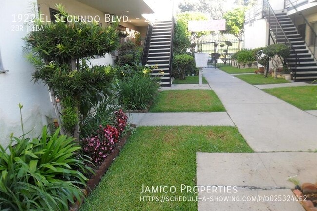 Photo - 1922 El Segundo Blvd Unidad 2