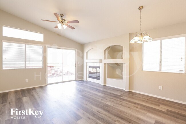 Photo - 1900 Toscanini Way