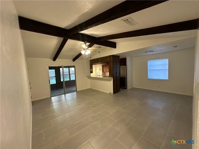 2207 Grandon Cir