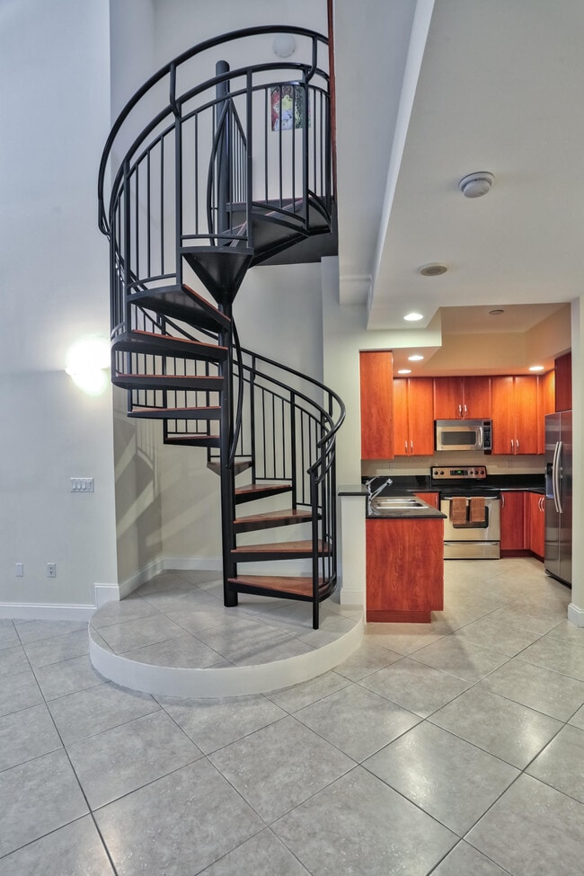 Photo - 801 S Olive Ave Unit 120