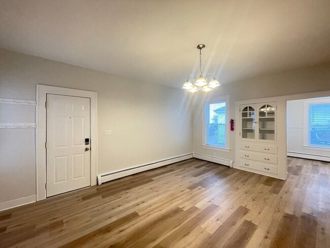 Photo - 386 Rimmon St Unit 1