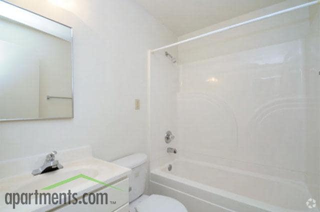 Bathroom - James River Villas