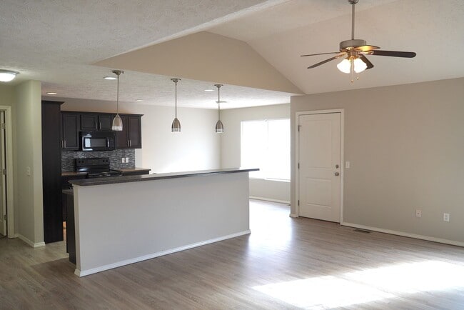 Photo - Beautiful 4 bedroom home for rent in Ozark!