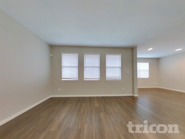 Photo - 17530 Greystanes Rd