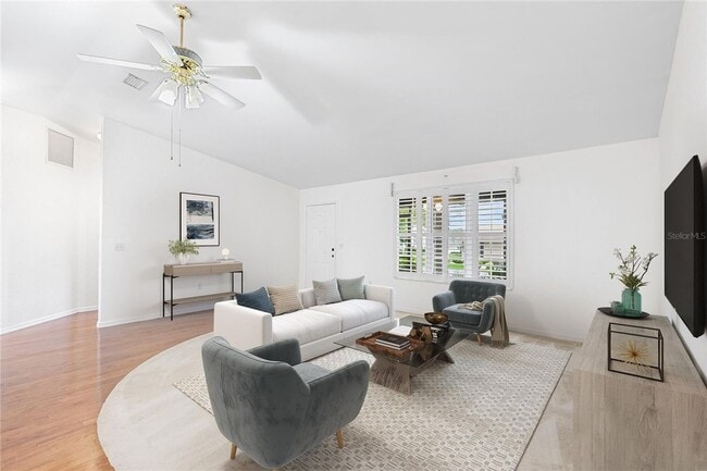 Photo - Oak Run Home For Rent!