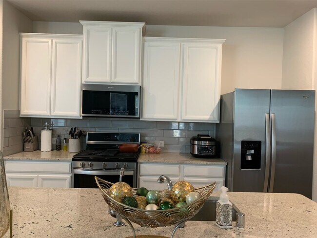 Photo - 4326 Pale Fox Ln