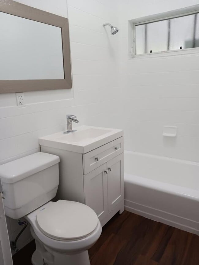 Photo - 495 NW 132nd St