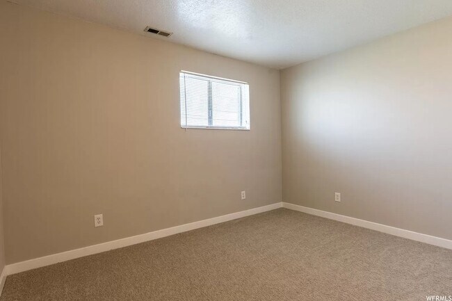 Photo - 605 W 1600 S Unit 1
