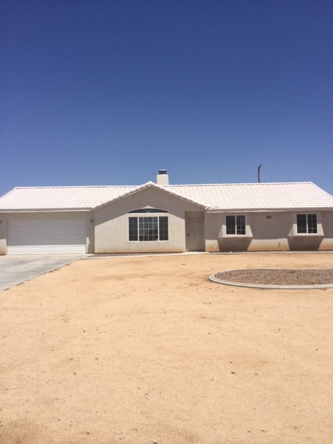 3 BEDROOM HOME NEAR KIOWA - 3 BEDROOM HOME NEAR KIOWA