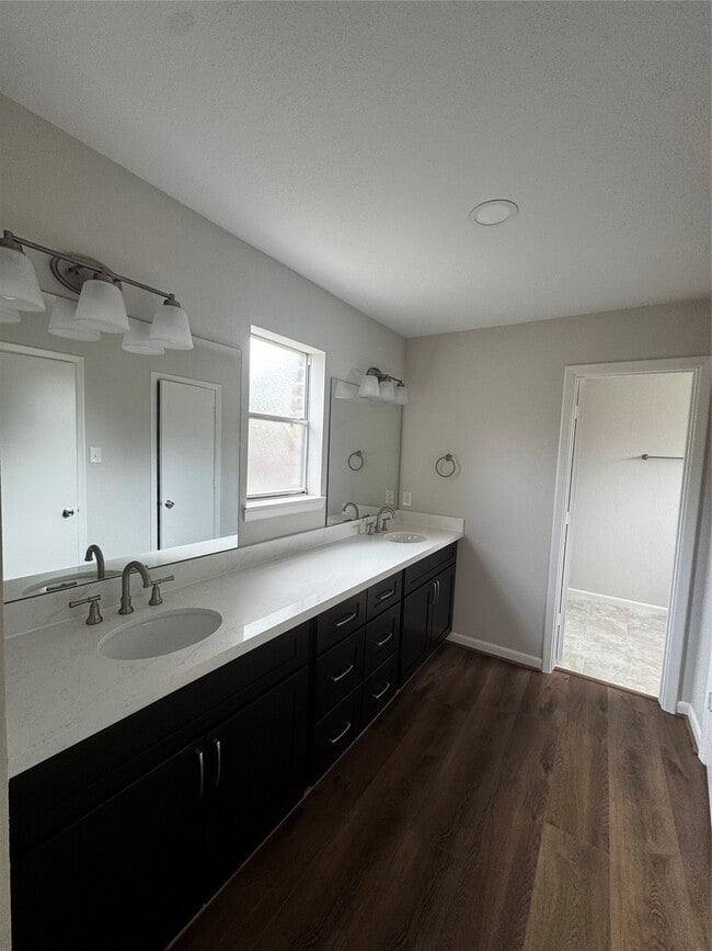Photo - 8807 Belle Glen Dr