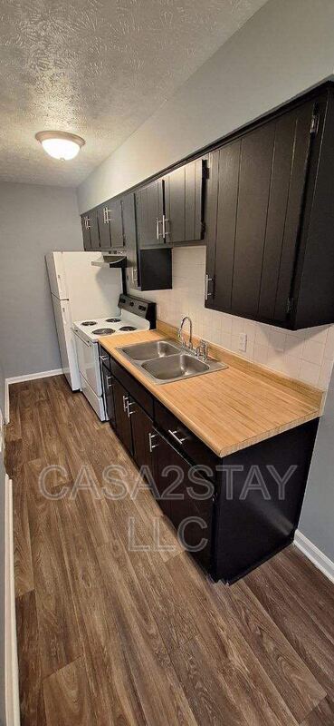 Building Photo - 383 Redmar Blvd Unit 50