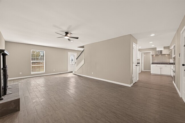 Photo - 1814 Eagle Point Rd